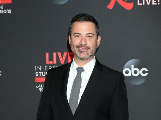 Kimmel's 2-Word Melania Text Has Internet Spinning Out (dreamstime_s_189284307)