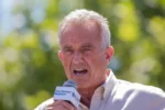 Trump Humiliates RFK Jr. in Oval Office Robert F. Kennedy Jr. Speaking
